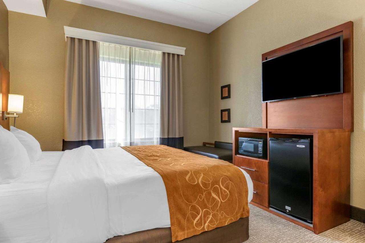 Comfort Suites Grand Rapids South Kentwood Esterno foto