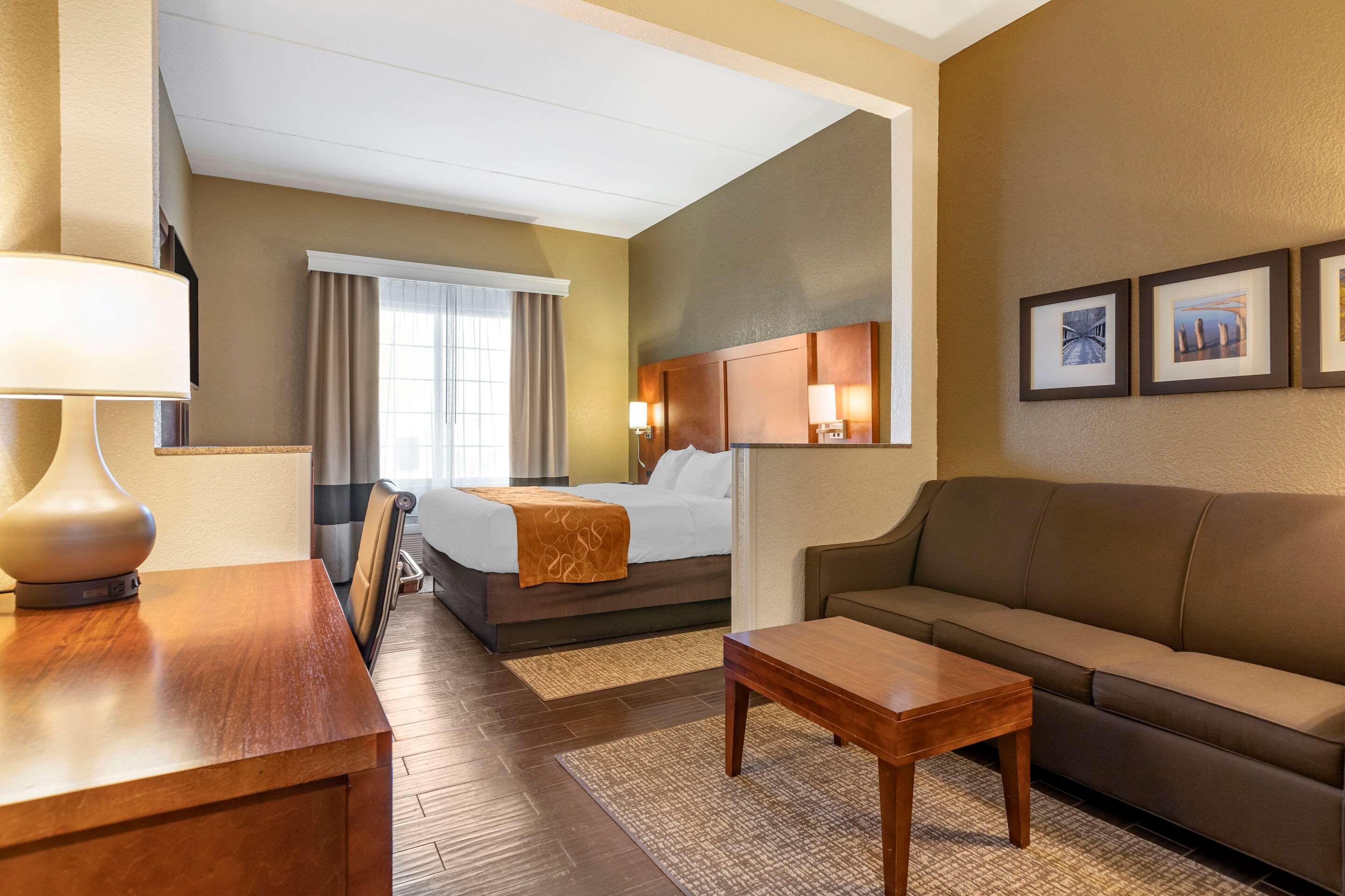 Comfort Suites Grand Rapids South Kentwood Esterno foto