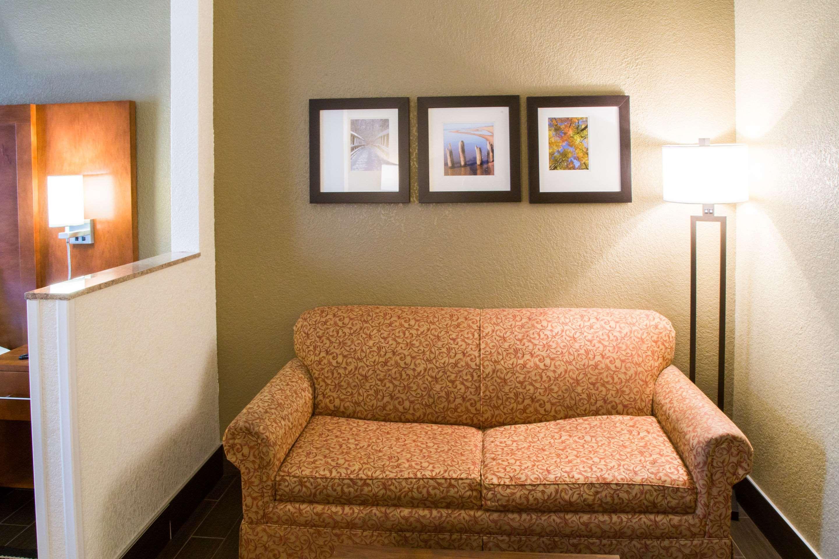Comfort Suites Grand Rapids South Kentwood Esterno foto